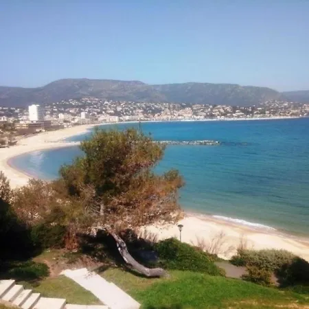 Le Rousset Apartment *